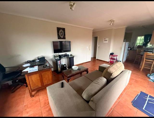 2 BEDROOM APARTMENT FOR SALE IN THE REEDS